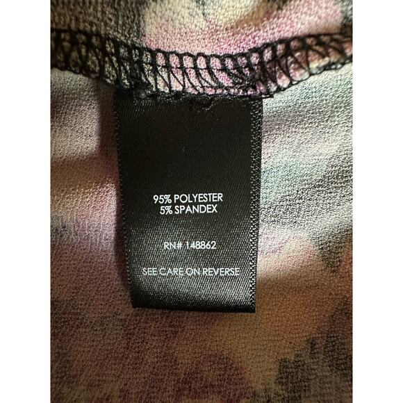 Torrid Black Floral Cold Shoulder Wrap Dress V Neck Stretch Women's Sz 2 18/20 - Picture 7 of 8